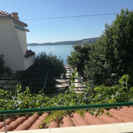 Apartment Ileana Трогир Екстериор снимка